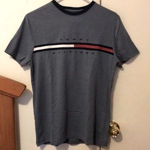 Tommy Hilfiger’s small grey/bluish shirt